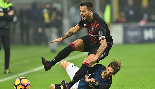 Inter Schockt Milan Mit Last Minute Treffer Spox