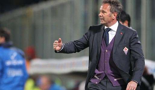 Der AC Florenz hat sich von Trainer Sinisa Mihajlovic getrennt