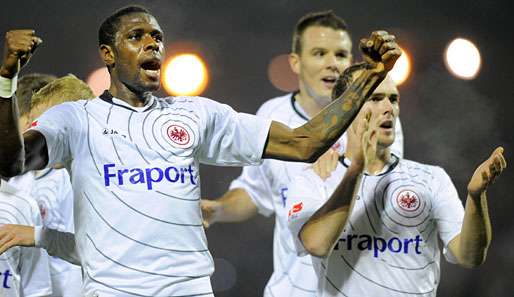 Eintracht Frankfurt will auch gegen das Schlusslicht Alemannia Aachen jubeln