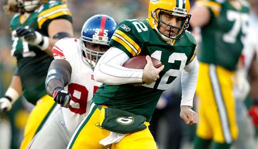 Aaron Rodgers (r.) will gegen die Giants wieder überzeugen