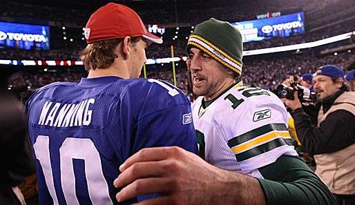 Aaron Rodgers und sein Quarterback-Kollege Eli Manning treffen am Sonntag aufeinander