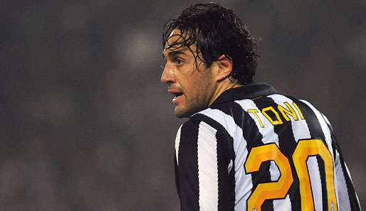 Luca Toni wird künftig wohl für Al-Nasr auf Torejagd gehen