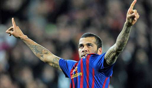 Barcelonas Dani Alves will auch im Halbfinal-Hinspiel der Copa del Rey beim FC Valencia jubeln