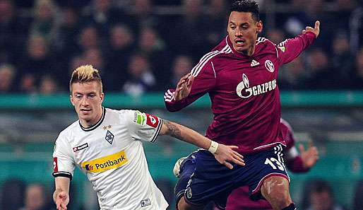 Jermaine Jones (r.) weiß, dass sein Tritt gegen Marco Reus "doof" war