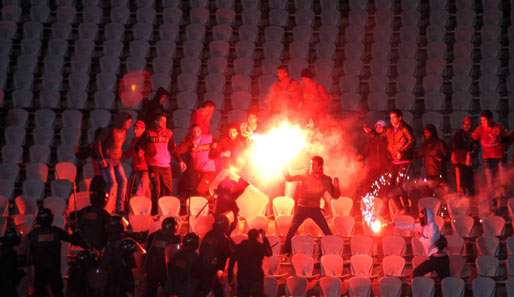 Bei den schweren Krawallen im Stadion von Port Said kamen mindestens 74 Menschen ums Leben