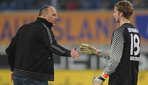 MSV-Keeper Wiedwald (r.) hielt einen Elfmeter - trotzdem gab es für MSV-Coach Reck nur ein Remis