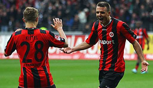 Mit einem Sieg gegen Duisburg kann sich die Frankfurter Eintracht die Tabellenführung zurückholen