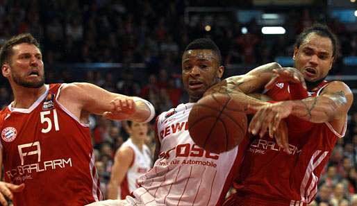 Ein packendes Spiel zwischen dem FC Bayern München und den Brose Baskets Bamberg