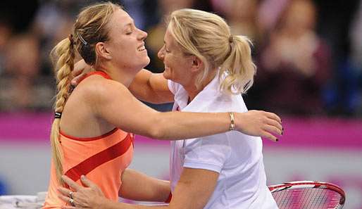 Fed-Cup-Team-Chefin Barbara Rittner (r.) mit der gesetzten Angelique Kerber