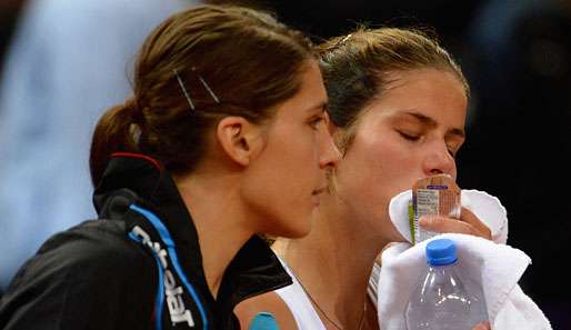 Andrea Petkovic (l.) musste drei Monate wegen eines Ermüdungsbruchs im Rücken pausieren