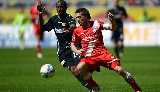 Andreas Lambertz (r.) und seine Fortuna aus Düsseldorf wollen den Relegationsplatz verteidigen.