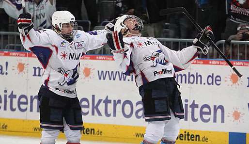 Leon Draisaitl (r.) erzielte in der U16 mal 97 Tore und 95 Assists in 29 Spielen!