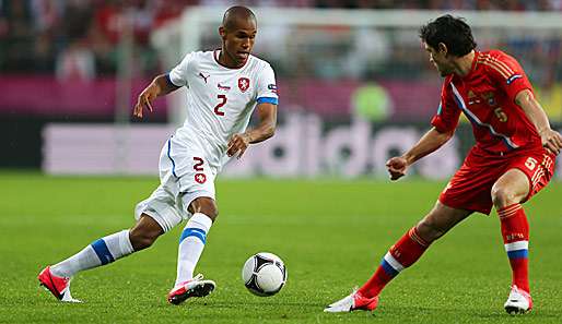 Ob Gebre Selassie (l.) neben der Bewachung von Ronaldo noch viel Zeit für Vorstöße bleibt?