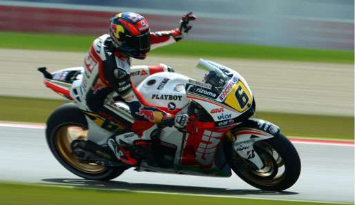 Stefan Bradl hält in seiner ersten Saison in der Motorrad-Königsklasse mit den Top-Fahrern mit