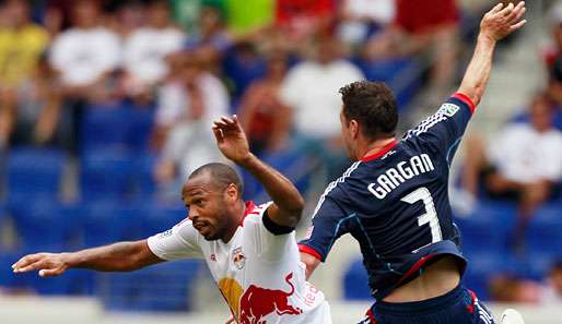 Gegen Chicago traf Thierry Henry (l.) erstmals seit drei Monaten