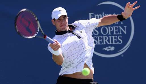 John Isner rang Tomas Berdych im Finale von Winston-Salem in zweieinhalb Stunden nieder
