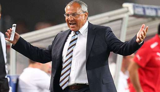 Felix Magath kritisiert, dass viele Spieler wegen nächtlicher Aktivitäten kaum schlafen