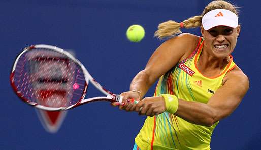 Angelique Kerber steht nach einem lockeren Zweisatzsieg im Achtelfinale der US Open