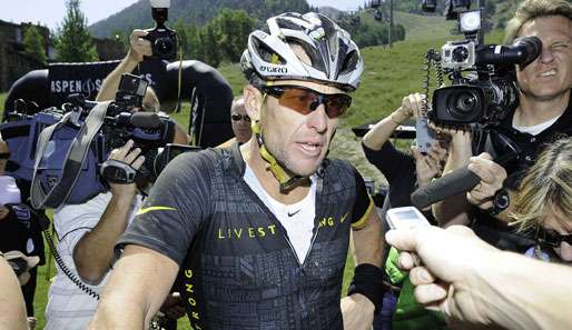 Lance Armstrong schreibt auch weiterhin Schlagzeilen