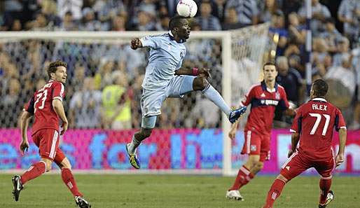 Arne Friedrich (l.) verlor mit Chicago Fire 0:2 gegen Sporting Kansas City