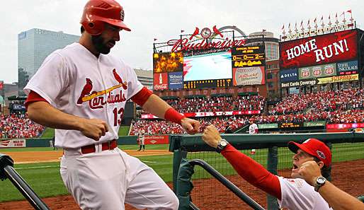 Matt Carpenter (l.) schlug in Spiel 4 einen Two-Run-Homerun