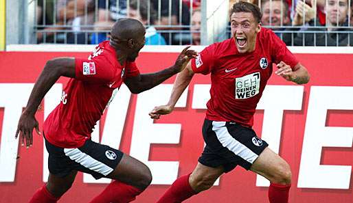Top-Scorer Max Kruse (r.) beim Jubel mit Karim Guede (l.)