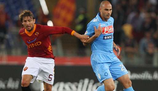 Paolo Cannavaro (r.) spielt seit 2007 für den SSC Neapel