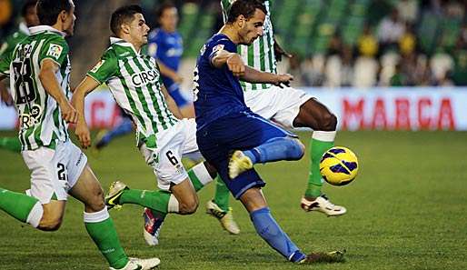 Bei Betis Sevilla gab's für Roberto Soldado (r.) und den FC Valencia am 9. Spieltag nichts zu holen