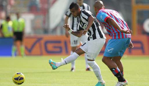 Arturo Vidal (l.) schoss die Alte Dame aus Turin zum nächsten Erfolg