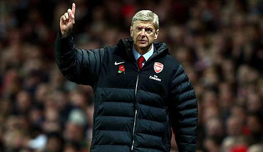 Arsenal-Trainer Arsene Wenger will Manchester Citys Edin Dzeko zu den Gunners holen