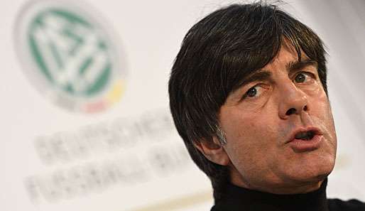 Joachim Löw stellt sich vor dem Prestigeduell gegen Niederlande den Fragen der Journalisten