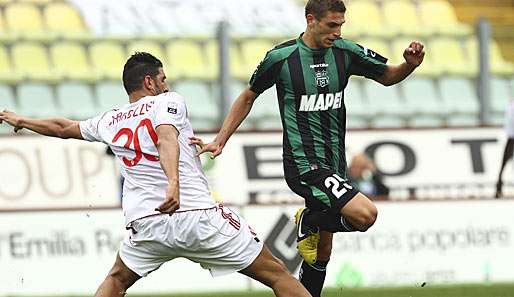 Domnico Berardi (l.) von Serie B-Klub Sassuolo hat sich ins Visier einiger Topvereine gespielt