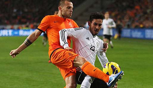 Ilkay Gündogan (r.) gab eine gute Vorstellung in den Niederlanden ab