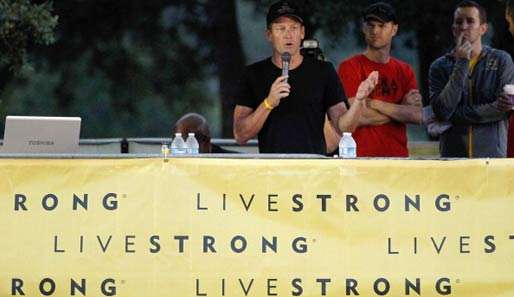 Die Krebs-Stiftung Livestrong Foundation streicht offiziell Armstrongs Namen