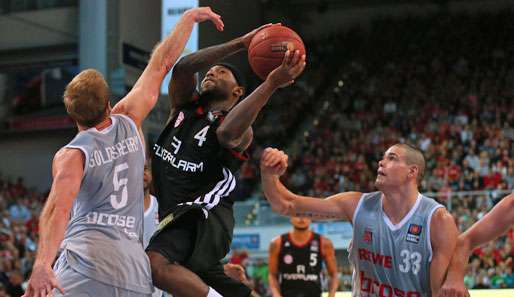 Tyrese Rice (M.) und die Bayern hielten die Partie gegen Titelverteidiger Bamberg lange offen