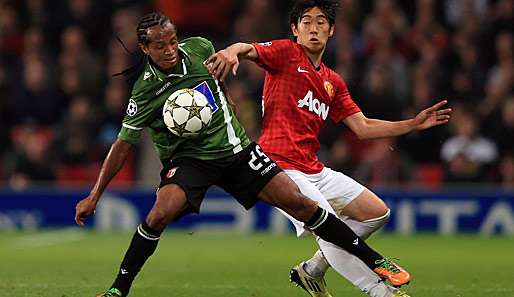 Shinji Kagawa (r.) verletzte sich Ende Oktober in der Champions League gegen Sporting Braga