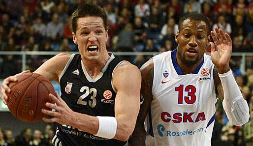 Das Team um Spielführer Casey Jacobsen (l.) will sich gegen Lietuvos Rytas Vilnius durchsetzen