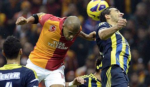 Galatasaray setzte sich im Derby gegen Fenerbahce durch