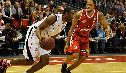 Nach dem Abgang von Patrick Ewing jr. (l.) suchen die Telekom Baskets Bonn weiter nach Ersatz