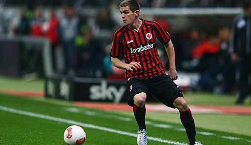 Um Eintracht-Talent Sebastian Jung buhlen der VfB Stuttgart, VfL Wolfsburg und Schalke 04