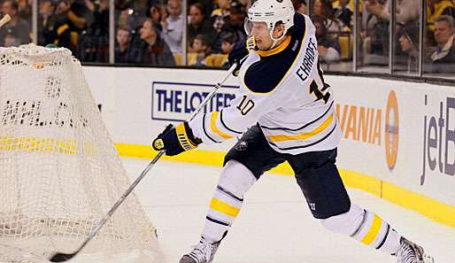 Der deutsche Nationalspieler Christian Ehrhoff von den Buffalo Sabres