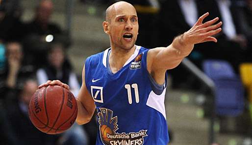 BBL: Pascal Roller im Jahre 2010 im Trikot der Deutsche Bank Skyliners aus Frankfurt