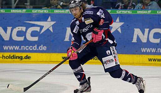 Während des NHL-Lockouts spielte Claude Giroux bei den Eisbären Berlin