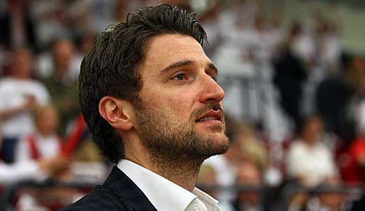FCB-Geschäftsführer Marko Pesic freut sich über die Verpflichtung von Paul Zipser 