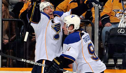 Vladimir Tarasenko (r.) hat in seinen ersten beiden NHL-Spielen schon 5 Scorerpunkte gesammelt