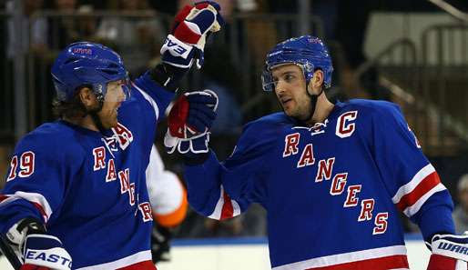 Ryan Callahan erlöste die Rangers im Shootout, als er Bostons Tuukka Rask zum 4:3 überwand