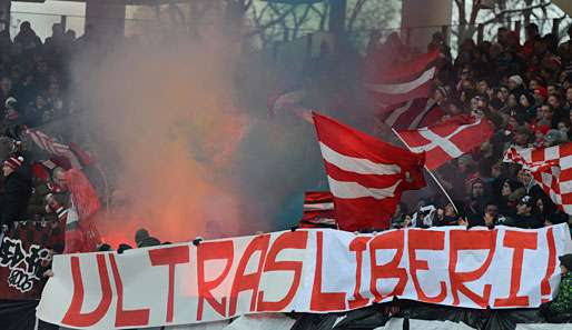 120 Düsseldorfer-Problemfans wurden nicht in die Veltins Arena gelassen