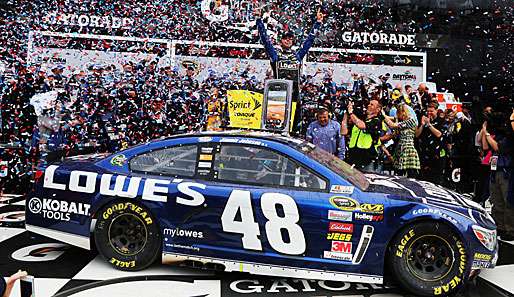 Zum zweiten Mal nach 2006 gewann Johnson das legendäre 500-Meilen-Rennen von Daytona