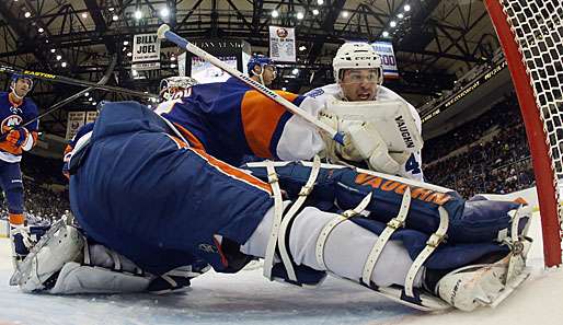 Nazem Kadri (r.) gewann mit Toronto bei den Islanders