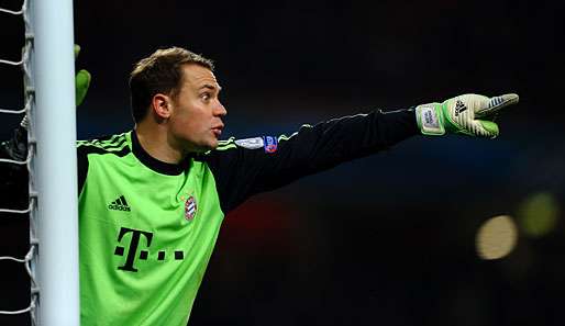 Manuel Neuer: Er muss die Abwehr dirigieren und mit den Spielern sprechen
